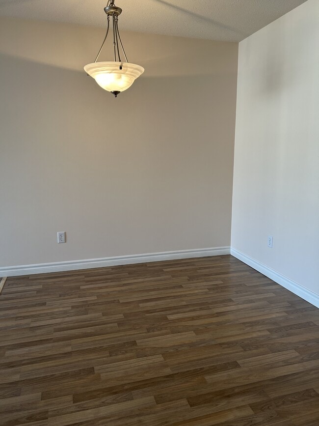 7504-7504 Topaz Dr in Chilliwack, BC - Building Photo - Building Photo