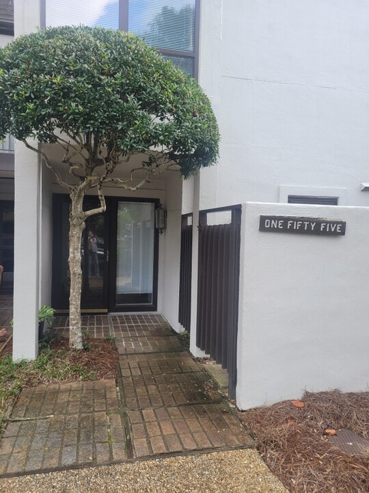 155 Beaufort Ct in Morehead City, NC - Building Photo