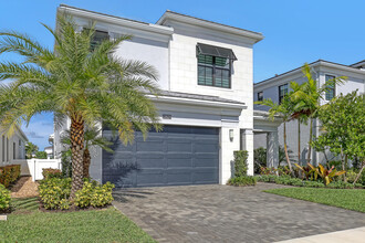 13629 Artisan Cir in Palm Beach Gardens, FL - Building Photo - Building Photo