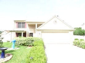 5907 Deer Lake Dr in San Antonio, TX - Building Photo