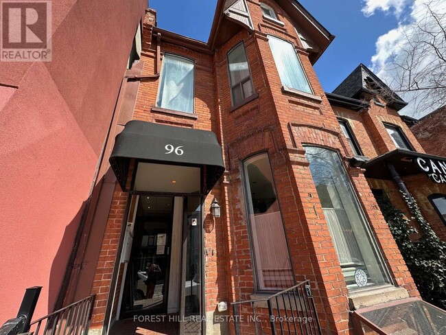 96-96 Harbord St