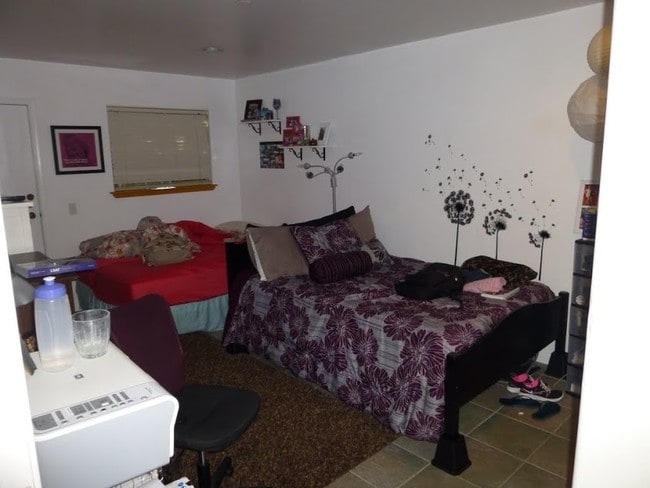 6535 El Nido Ln in Goleta, CA - Foto de edificio - Interior Photo