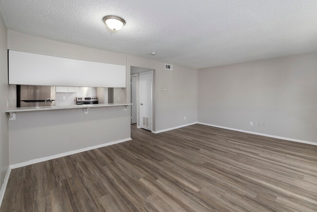 The Cove at 300 in Sherwood, AR - Building Photo - Interior Photo