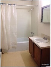 155 Smith St in New Britain, CT - Building Photo - Building Photo