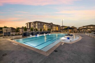 20220 Bellaire Blvd in Richmond, TX - Building Photo - Building Photo