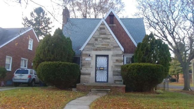 property at 11035 Craft St