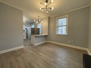 2333 W Ohio St in Chicago, IL - Building Photo - Building Photo