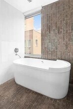 447 W 18th St in New York, NY - Foto de edificio - Building Photo