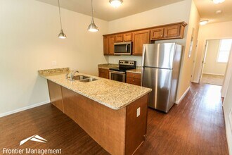 1024 Fremont St in Manhattan, KS - Building Photo - Building Photo