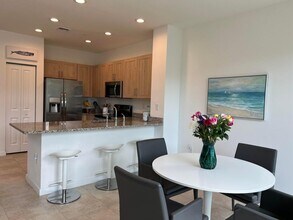 6271 SE Portofino Cir in Hobe Sound, FL - Building Photo - Building Photo