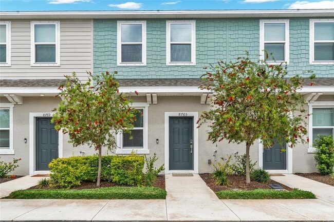 8765 Daybreak St in Sarasota, FL - Foto de edificio - Building Photo
