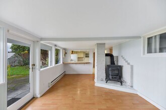 3252 NW Esplanade in Seattle, WA - Building Photo - Building Photo