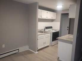 13540 Superior Rd in East Cleveland, OH - Building Photo