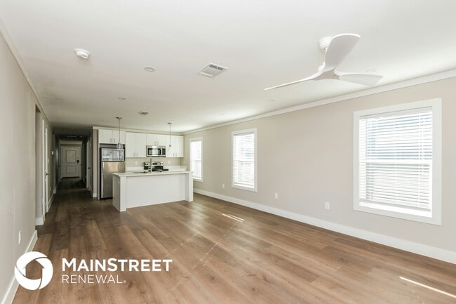 2116 Belzise Terrace in Fort Worth, TX - Foto de edificio - Building Photo