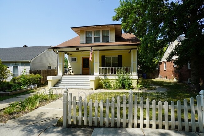 property at 2506 Woodlawn Ave
