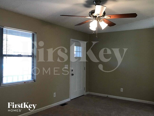 3675 Sharon Dr in Powder Springs, GA - Building Photo - Building Photo