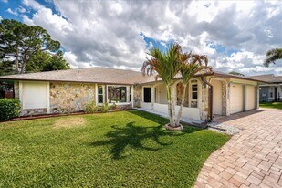 1326 SW Bartell Ave in Port St. Lucie, FL - Building Photo