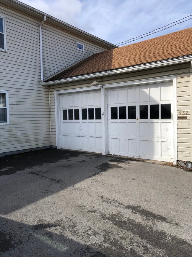 537 N Derr Dr in Lewisburg, PA - Building Photo - Building Photo