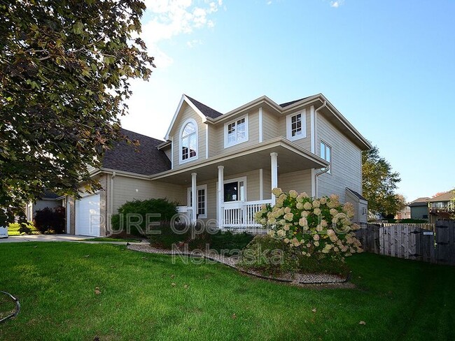 property at 2003 Crest Ridge Dr