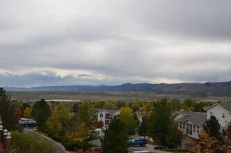 1648 S Cole St, Unit C1 in Lakewood, CO - Building Photo - Building Photo