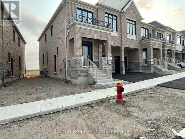 1601 Savoline Blvd in Milton, ON - Building Photo - Building Photo