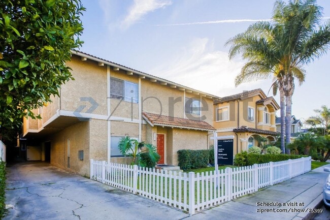 property at 2312 Ruhland Ave
