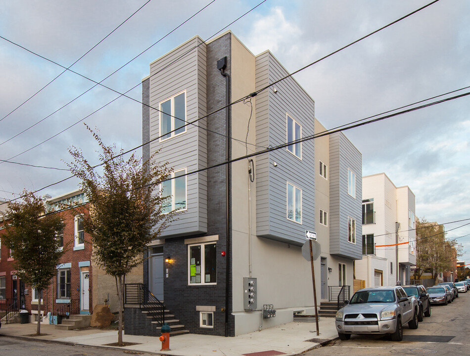 1223 N 30th St, Unit B in Philadelphia, PA - Building Photo