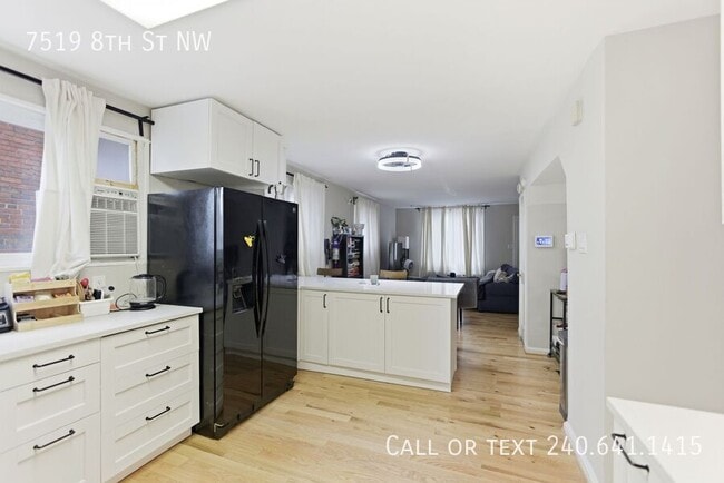 7519 8th St NW in Washington, DC - Building Photo - Building Photo