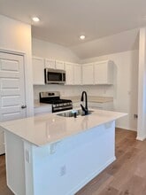 9313 NW 128th St in Yukon, OK - Building Photo - Building Photo