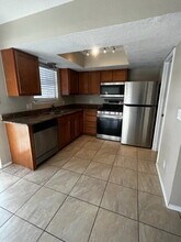 700 Fruit Ave NW in Albuquerque, NM - Building Photo - Building Photo