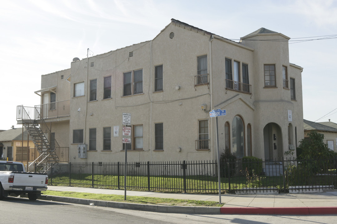 400 S Maple Ave in Montebello, CA - Foto de edificio