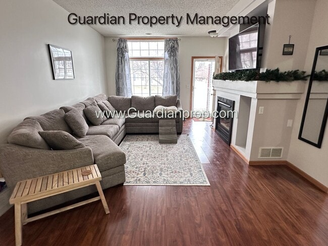 property at 1818 Pintail Ave