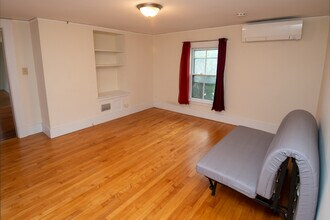 12 William St, Unit 12R William Street in Cambridge, MA - Foto de edificio - Building Photo