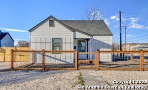 1803 Texas in San Antonio, TX - Building Photo