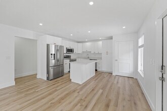 1279 Beach Rd in West Palm Beach, FL - Building Photo - Building Photo