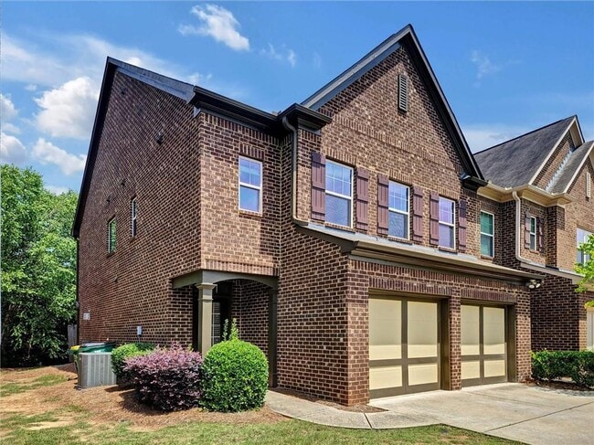 2121 Greencrest Cir in Alpharetta, GA - Building Photo - Building Photo