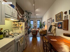 31 Park Pl in Brooklyn, NY - Building Photo - Building Photo