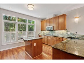 226 Ridgewood Ave in Minneapolis, MN - Building Photo - Building Photo