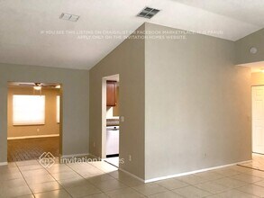 1415 Woodstork Dr in Brandon, FL - Foto de edificio - Building Photo