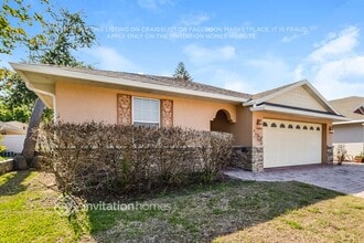 170 Newbern Cir in Auburndale, FL - Building Photo - Building Photo
