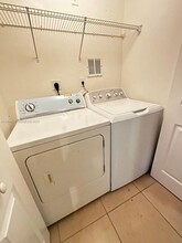 11002 NW 83rd St in Doral, FL - Building Photo - Building Photo