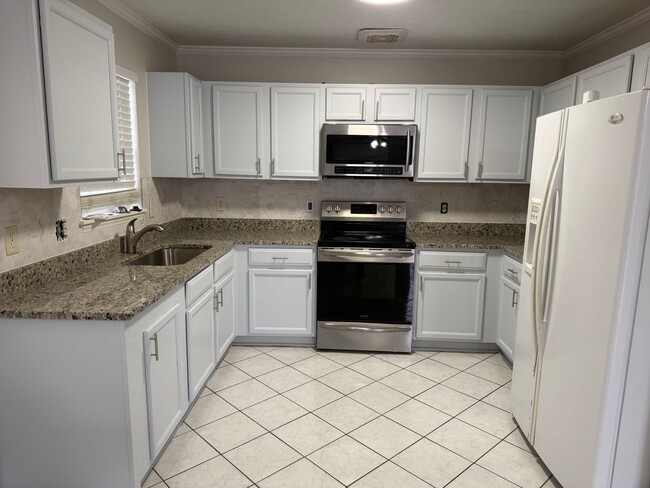 705 Borders Terrace in Greensboro, NC - Building Photo - Building Photo