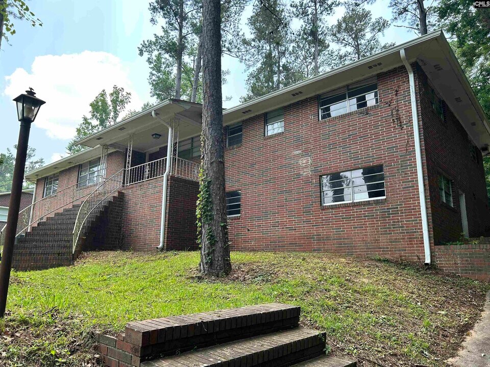 3817 Ardincaple Dr in Columbia, SC - Building Photo