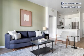 8700 Pershing Dr in Los Angeles, CA - Building Photo - Building Photo