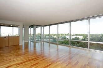 Optima Old Orchard Woods in Skokie, IL - Building Photo - Interior Photo