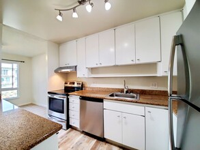815 N Humboldt St in San Mateo, CA - Building Photo - Building Photo