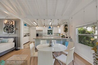 122 Florida Ave in Coral Gables, FL - Foto de edificio - Building Photo
