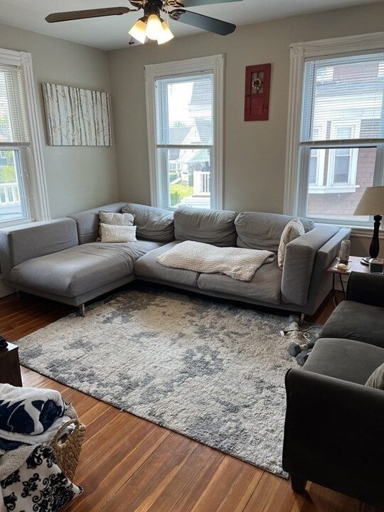 79 Bigelow St-Unit -2 in Quincy, MA - Building Photo
