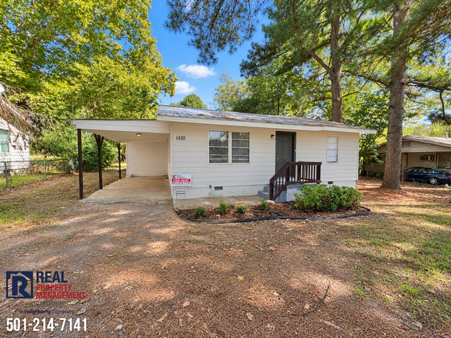 property at 1401 S Bailey St