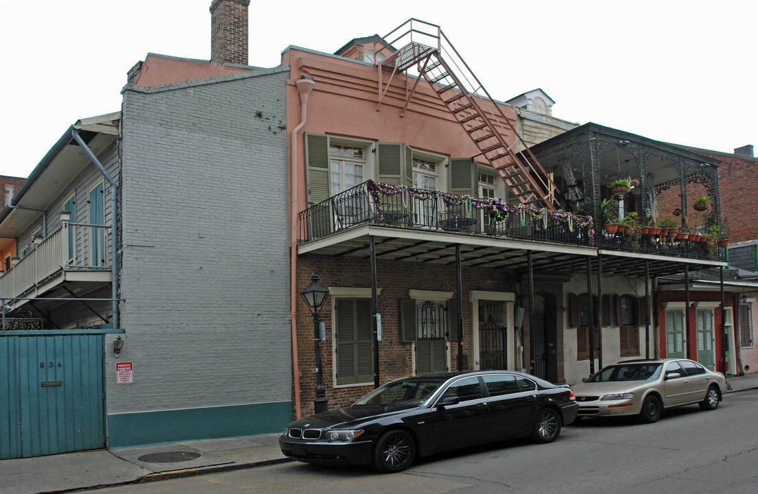 834 Bourbon St in New Orleans, LA - Building Photo